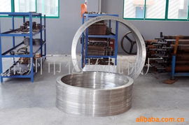 常州市億環(huán)機(jī)械廠 深耕管道系統(tǒng)與機(jī)械設(shè)備研發(fā)，打造高效可靠的工業(yè)解決方案